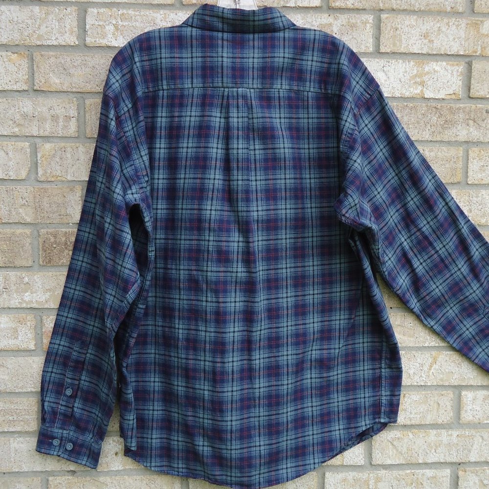 SIZE L. PATAGONIA 100% organic cotton flannel shirt. - Picture 9 of 16